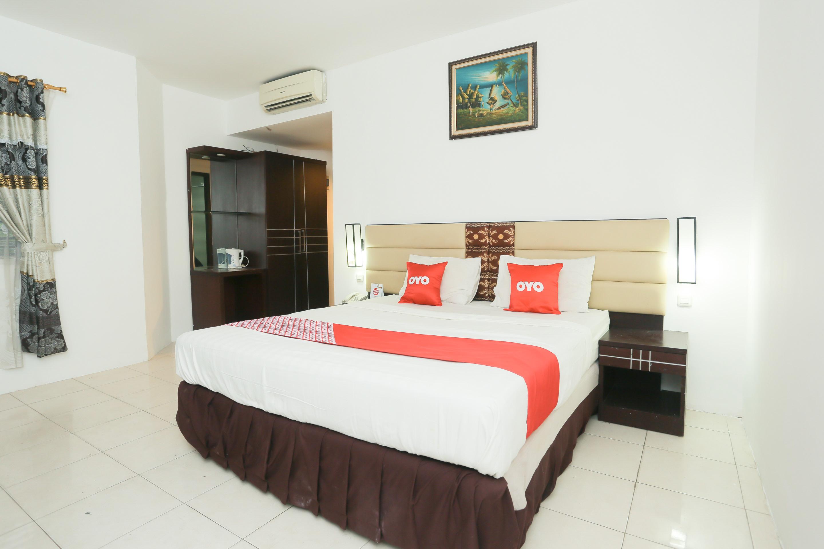 Oyo 1724 Hotel Sembilan Sembilan Banjarmasin  Exterior photo
