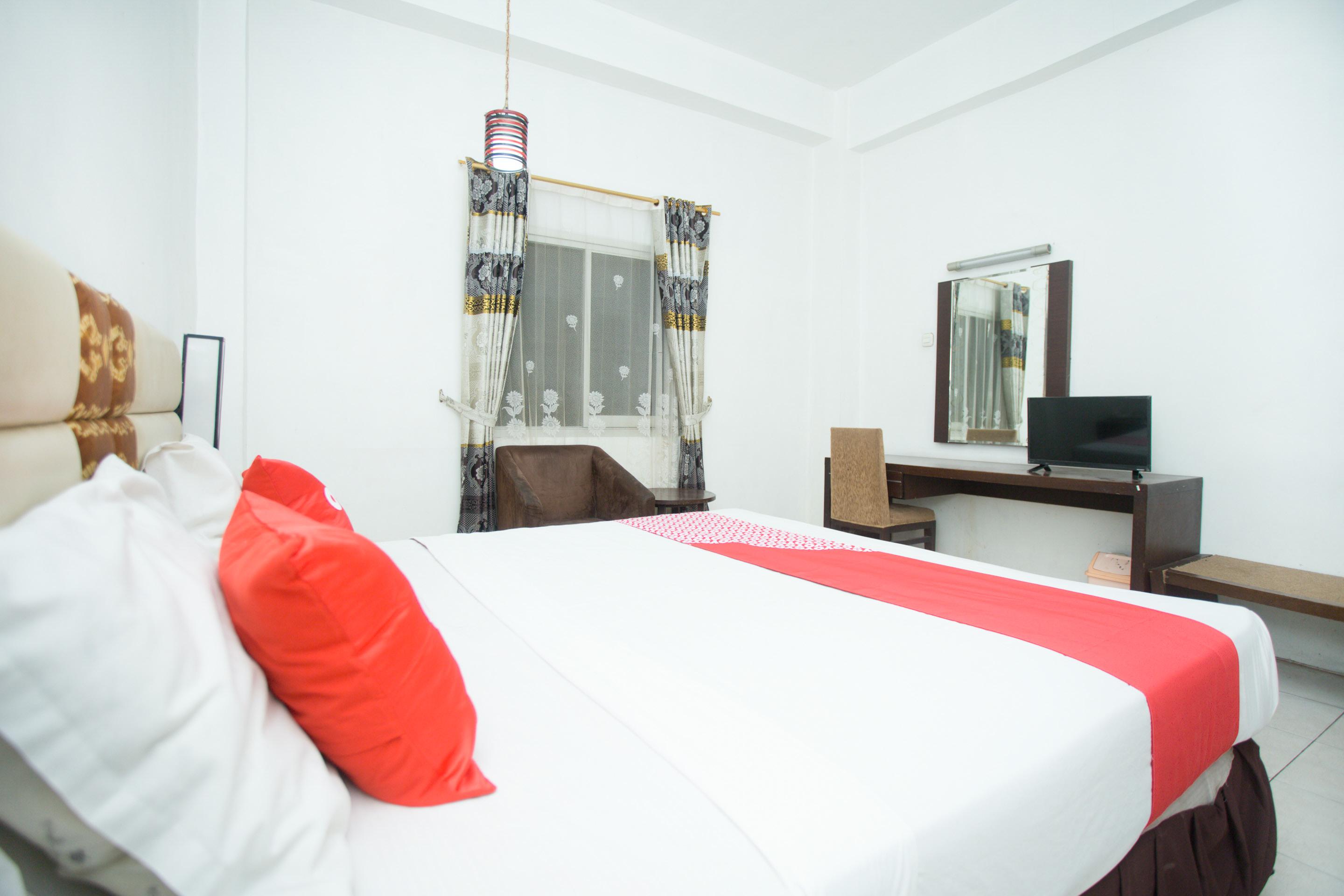 Oyo 1724 Hotel Sembilan Sembilan Banjarmasin  Exterior photo